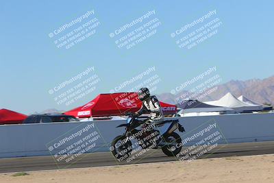 media/Nov-06-2023-Moto Forza (Mon) [[ce023d0744]]/4-Beginner Group/Session 4 (Finish Line Checker)/